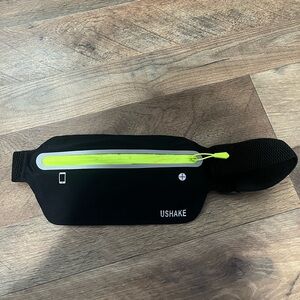 Black and Yellow Men's Belt Bag